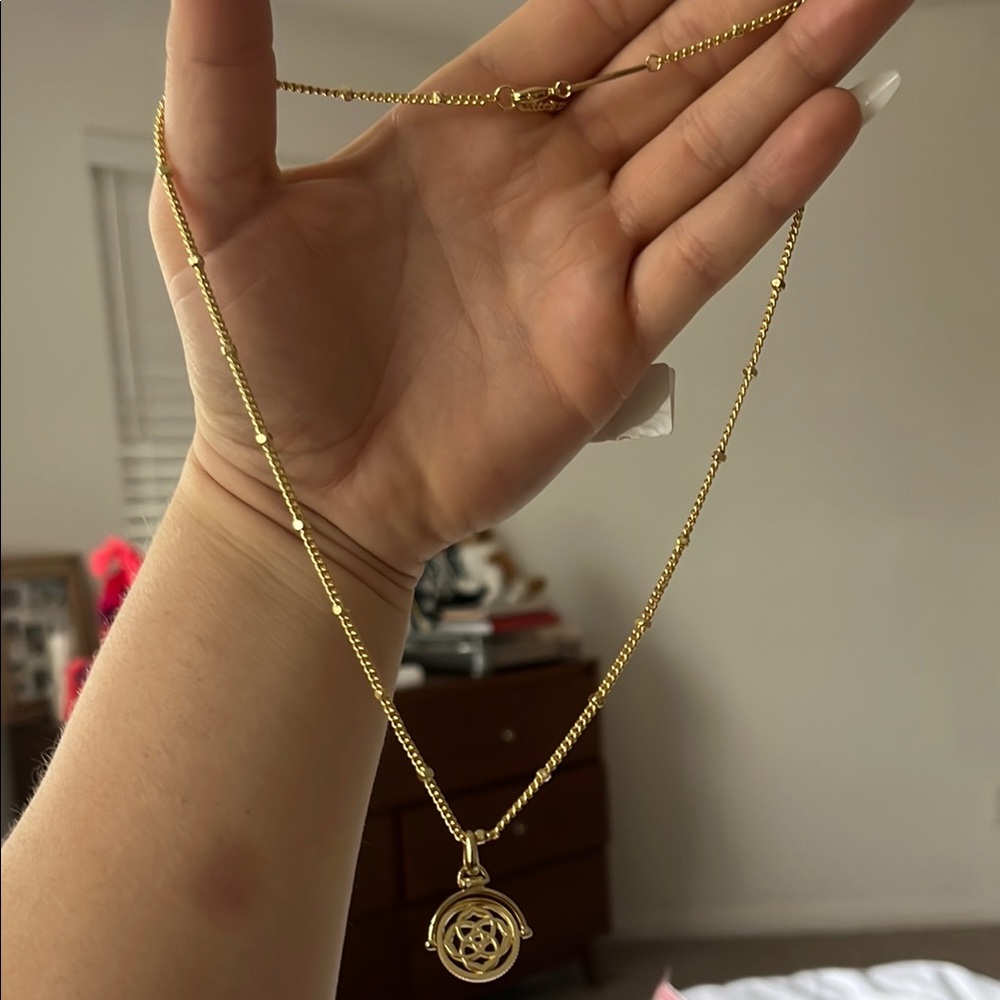 Kendra Scott Gold Layered Necklace Set